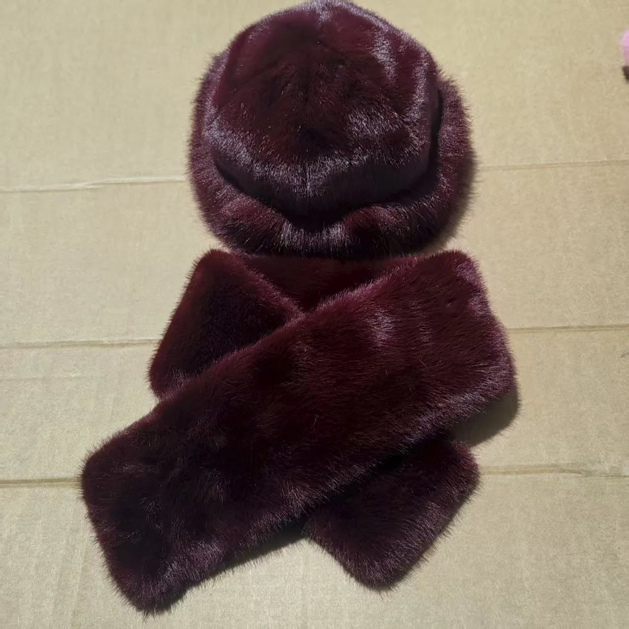 Luxury Faux Fur Hat & Scarf Set Warm Elegant Versatile Winter Wear for Cold Commute High-End Holiday Party