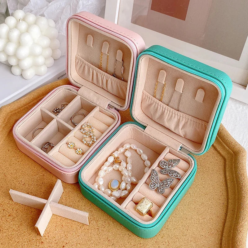 Portable Palm Jewelry Box - Zipper Flip Cover Ring and Earring Storage Box for Travel and Pearls